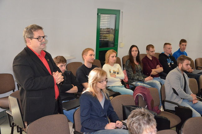 Twórcza dyskusja z ministrem