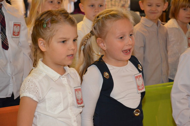 Przedszkolacy w patriotycznym repertuarze (zdjęcia)