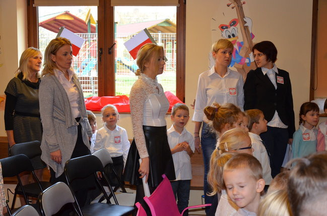 Przedszkolacy w patriotycznym repertuarze (zdjęcia)