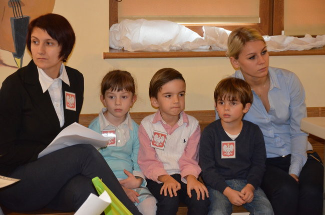 Przedszkolacy w patriotycznym repertuarze (zdjęcia)