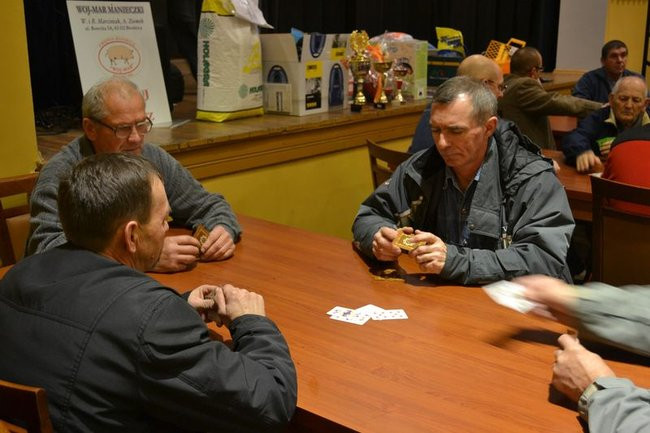 Turniej kopa w Garzynie (zdjęcia)