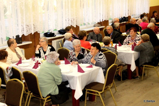 Biesiada Seniorów w Nowym Belęcinie (zdjęcia)