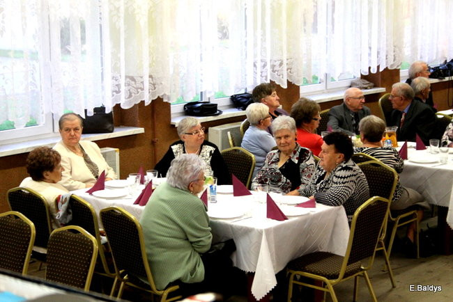 Biesiada Seniorów w Nowym Belęcinie (zdjęcia)