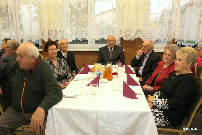 Biesiada Seniorów w Nowym Belęcinie (zdjęcia)