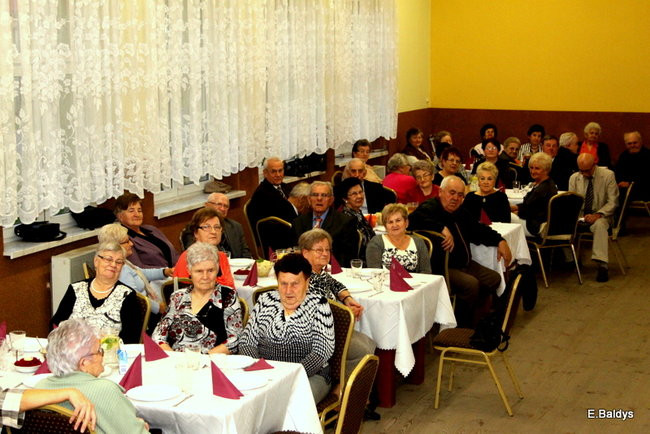 Biesiada Seniorów w Nowym Belęcinie (zdjęcia)