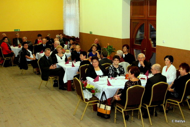 Biesiada Seniorów w Nowym Belęcinie (zdjęcia)