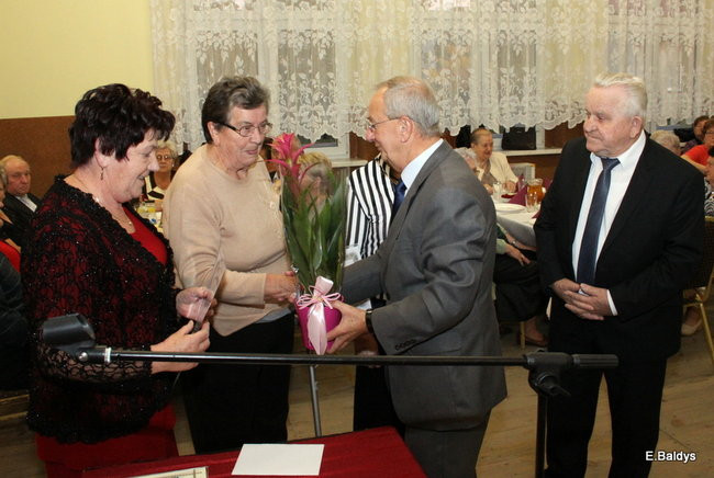 Biesiada Seniorów w Nowym Belęcinie (zdjęcia)