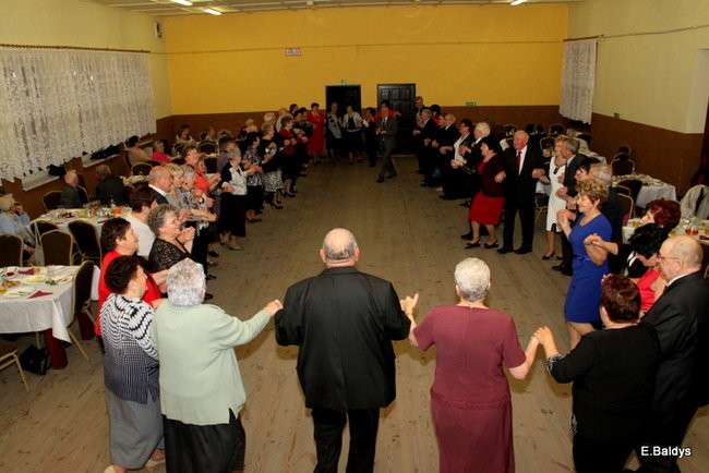 Biesiada Seniorów w Nowym Belęcinie (zdjęcia)