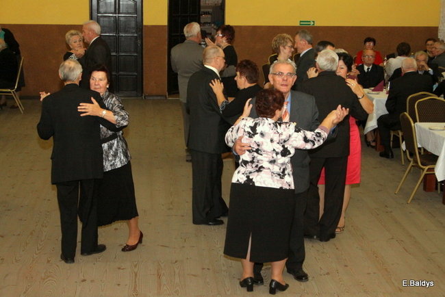 Biesiada Seniorów w Nowym Belęcinie (zdjęcia)