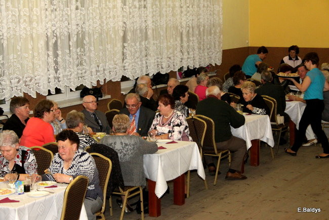 Biesiada Seniorów w Nowym Belęcinie (zdjęcia)