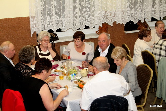 Biesiada Seniorów w Nowym Belęcinie (zdjęcia)