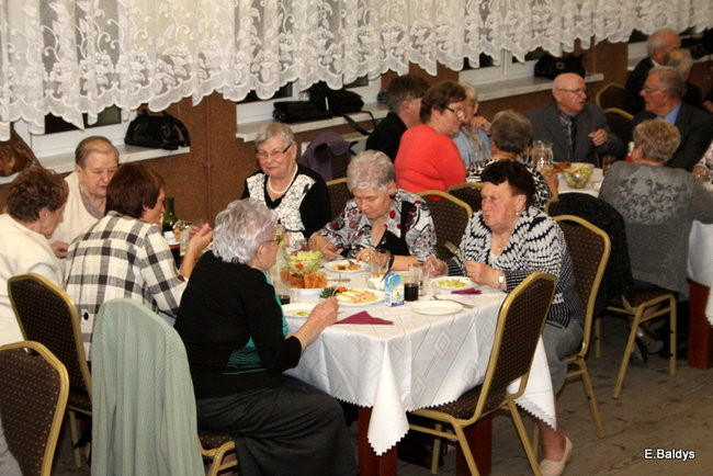 Biesiada Seniorów w Nowym Belęcinie (zdjęcia)