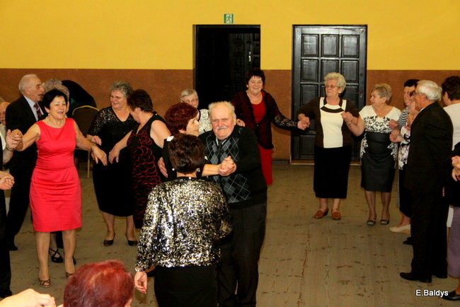 Biesiada Seniorów w Nowym Belęcinie (zdjęcia)