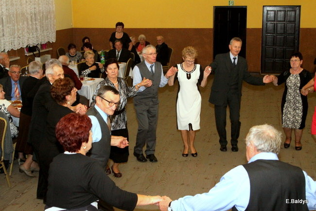 Biesiada Seniorów w Nowym Belęcinie (zdjęcia)