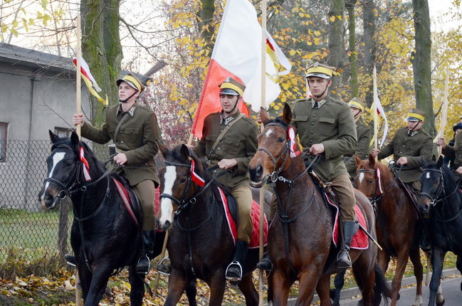 Kawalerzyści wyjechali na ulice