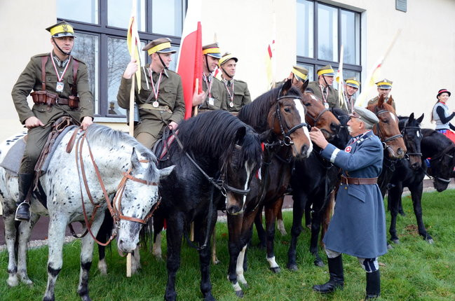 Kawalerzyści wyjechali na ulice