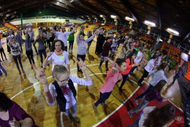 Młodzież bawiła się na Agrafce (dźwięk i zdjęcia)