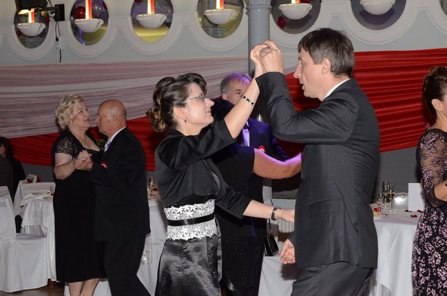 Bal Niepodległościowy w MOK-u (zdjęcia)