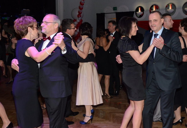 Bal Niepodległościowy w MOK-u (zdjęcia)