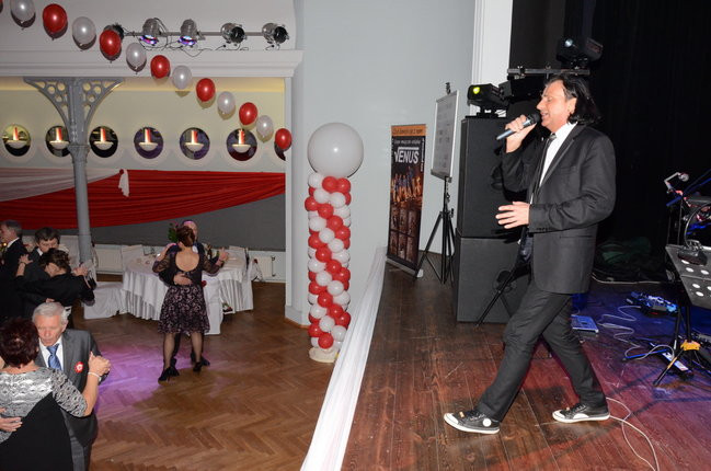 Bal Niepodległościowy w MOK-u (zdjęcia)