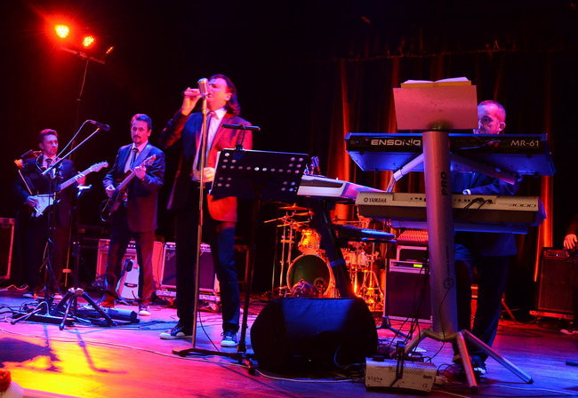 Bal Niepodległościowy w MOK-u (zdjęcia)