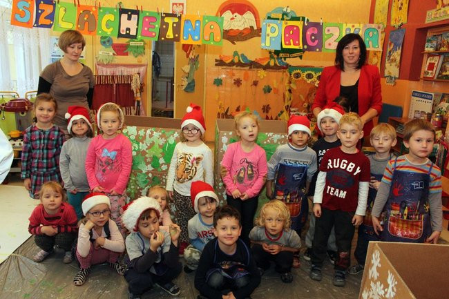 Przedszkolaki dla Szlachetnej Paczki (zdjęcia)