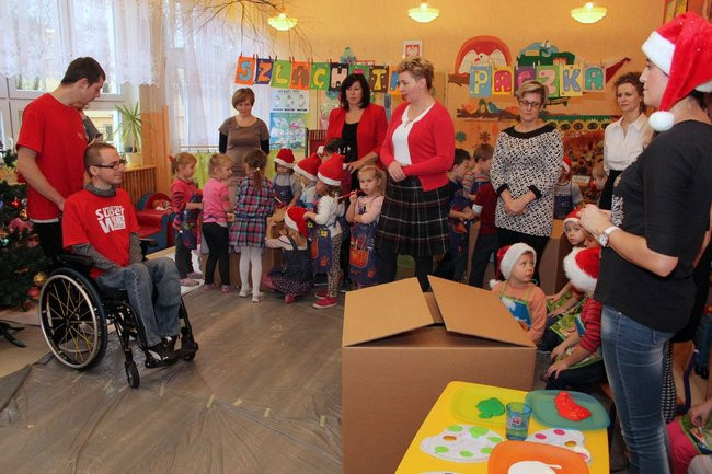 Przedszkolaki dla Szlachetnej Paczki (zdjęcia)