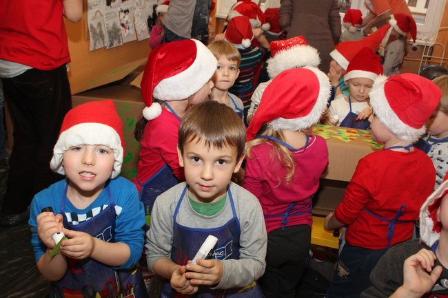 Przedszkolaki dla Szlachetnej Paczki (zdjęcia)