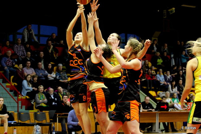 Zwycięskie koszykarki (zdjęcia)