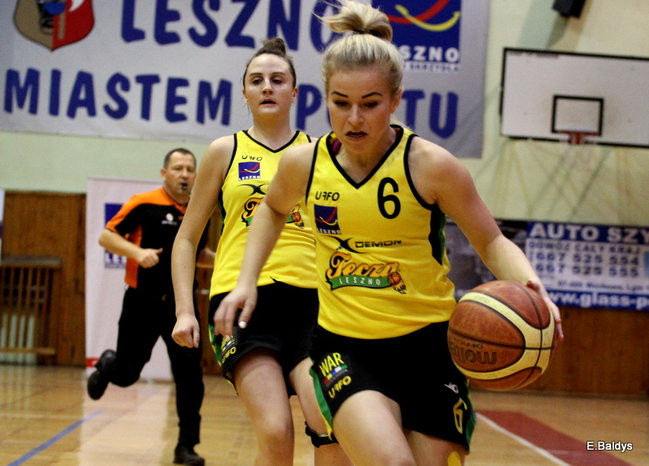 Zwycięskie koszykarki (zdjęcia)