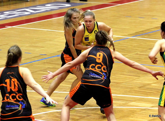 Zwycięskie koszykarki (zdjęcia)