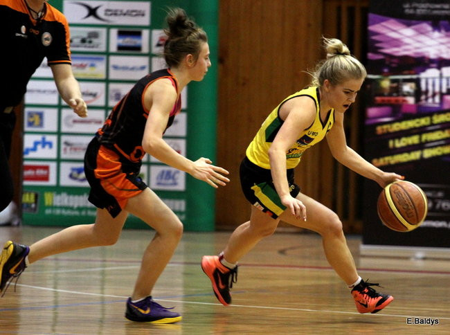 Zwycięskie koszykarki (zdjęcia)