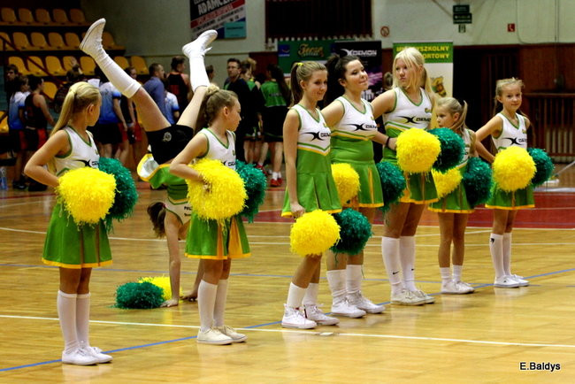 Zwycięskie koszykarki (zdjęcia)