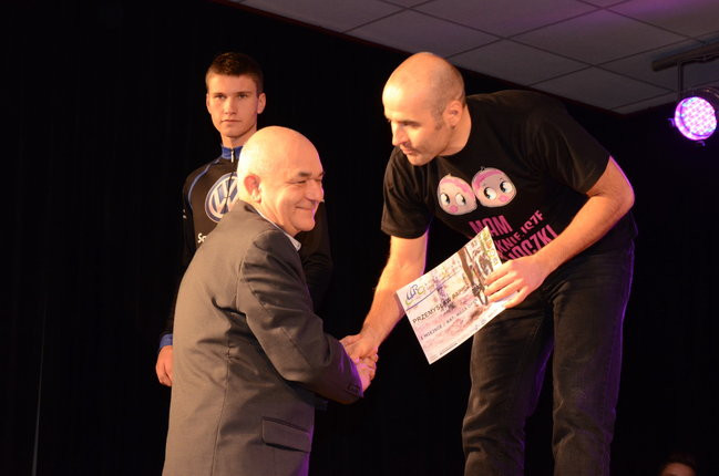 Kolarze na scenie w Lipnie (zdjęcia)