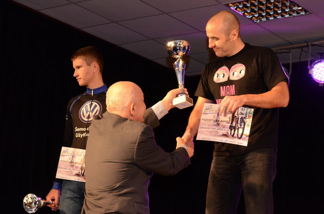 Kolarze na scenie w Lipnie (zdjęcia)