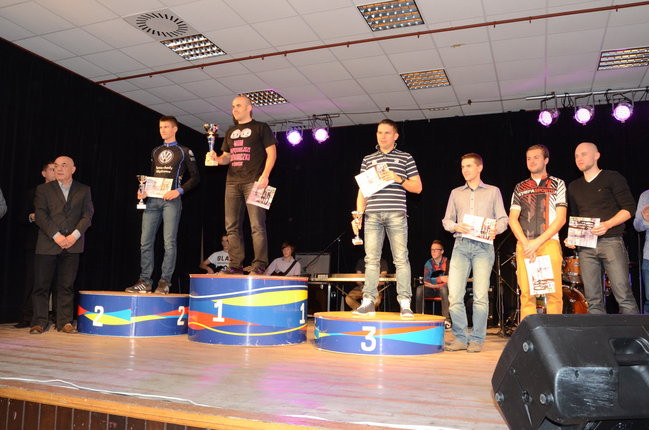 Kolarze na scenie w Lipnie (zdjęcia)