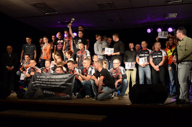 Kolarze na scenie w Lipnie (zdjęcia)