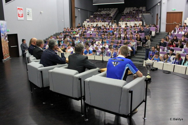 Tak właśnie trzeba kibicować (zdjęcia)