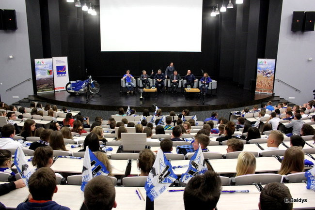 Tak właśnie trzeba kibicować (zdjęcia)