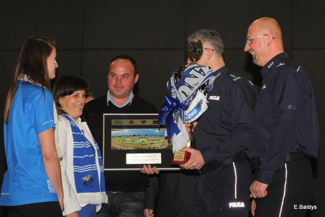 Tak właśnie trzeba kibicować (zdjęcia)