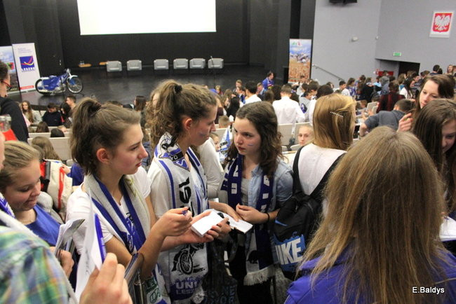 Tak właśnie trzeba kibicować (zdjęcia)