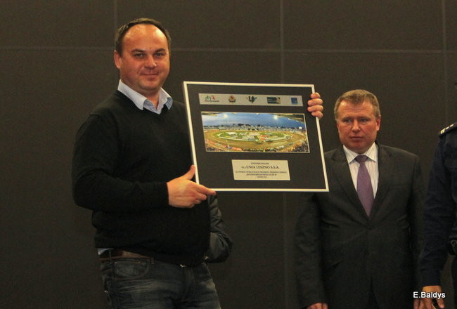 Tak właśnie trzeba kibicować (zdjęcia)