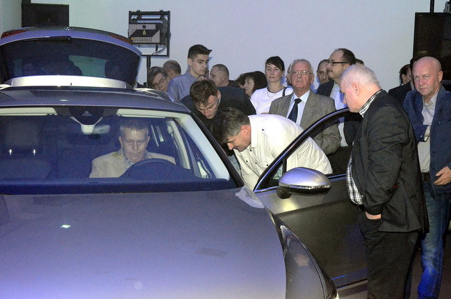 Laserowa premiera Nowego Passata (zdjęcia)