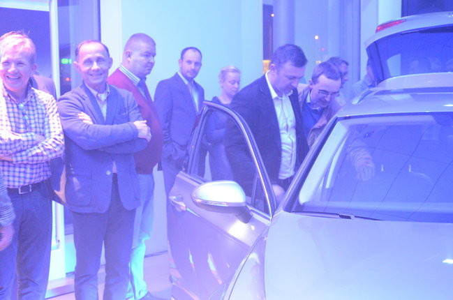 Laserowa premiera Nowego Passata (zdjęcia)