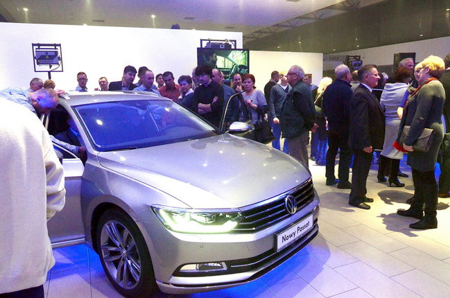 Laserowa premiera Nowego Passata (zdjęcia)