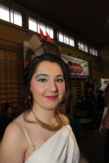 Historyczne fryzury w ZSOŚ (zdjęcia)