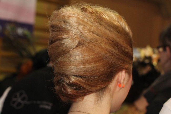 Historyczne fryzury w ZSOŚ (zdjęcia)