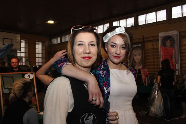 Historyczne fryzury w ZSOŚ (zdjęcia)