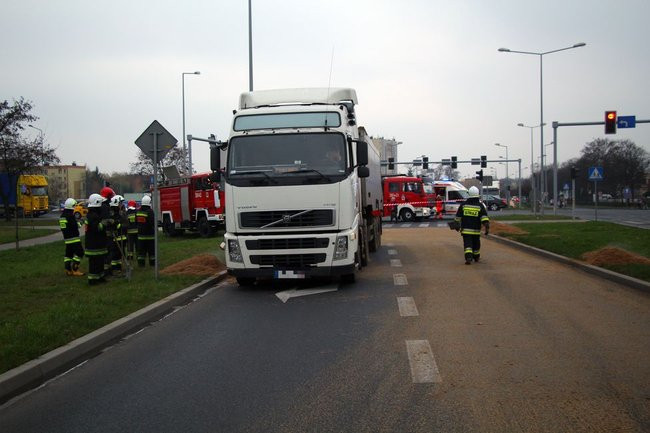Zablokowany skręt w Estkowskiego (zdjęcia)