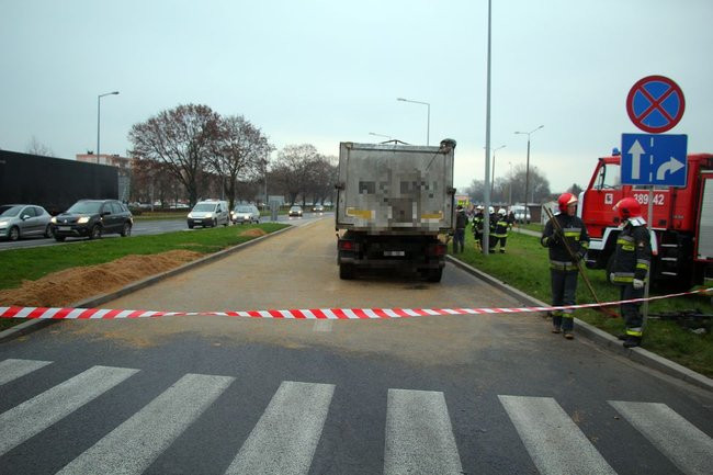 Zablokowany skręt w Estkowskiego (zdjęcia)